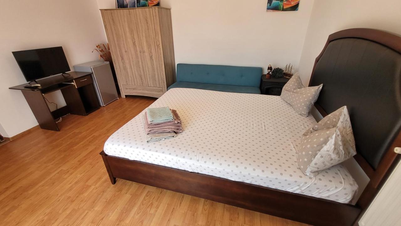 Casa Cristina Corbu Hotel Корбу Екстериор снимка